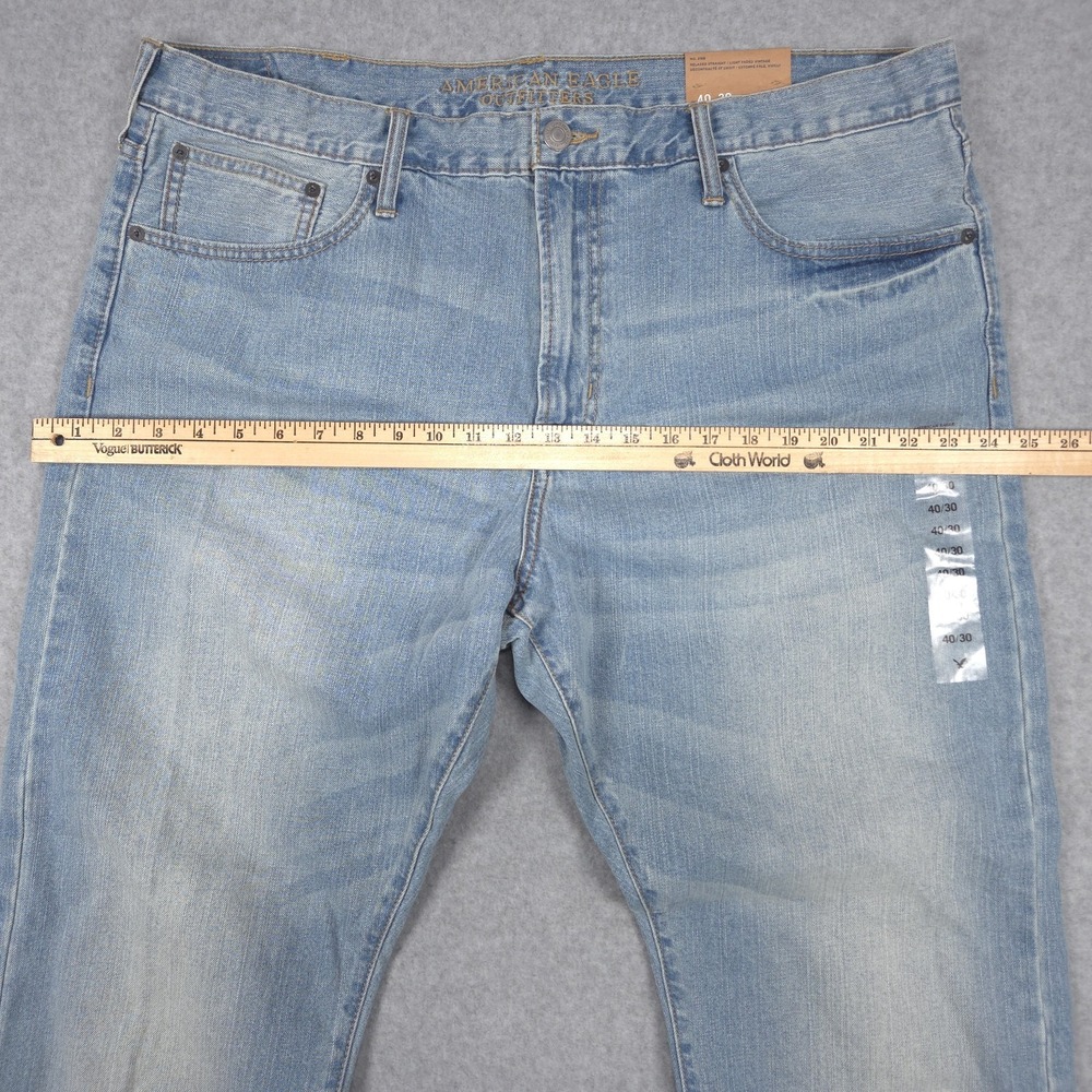 American Eagle Mens Size 40x30 Light Blue Relaxed Straight Denim Jeans Unworn - Picture 9 of 16